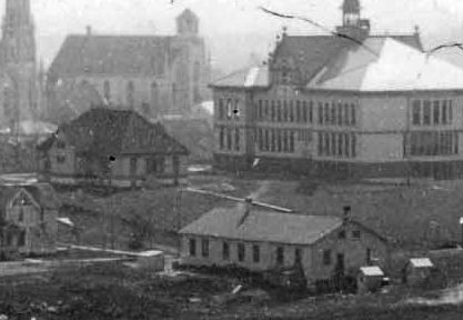 Al-Vista factory 1900